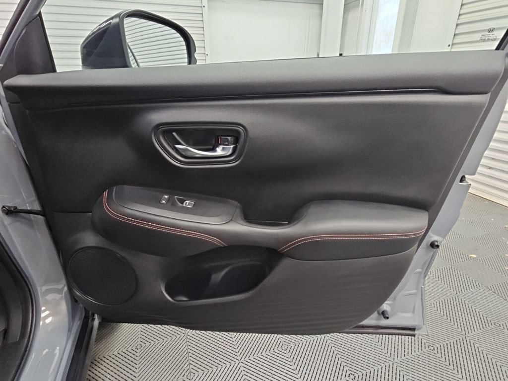 Used 2023 Honda HR-V Sport image 36