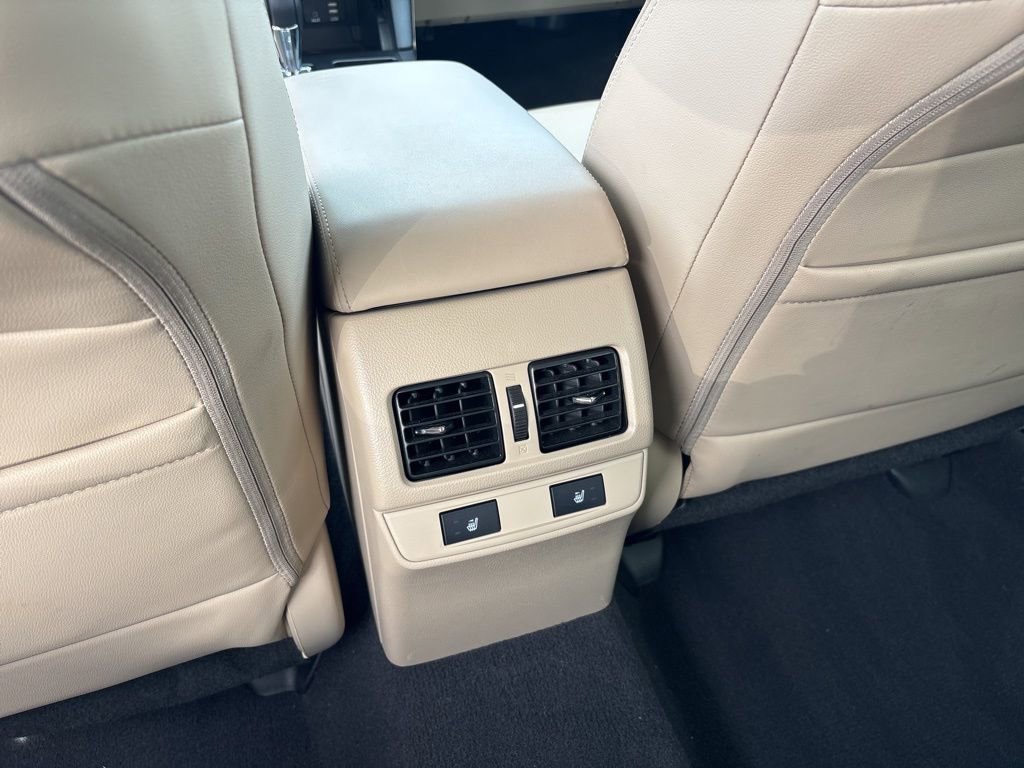 Used 2017 Subaru Outback 3.6R Limited image 24