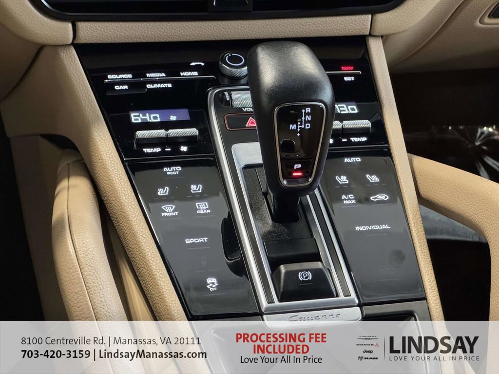 Used 2023 Porsche Cayenne Platinum Edition AWD/4WD image 24