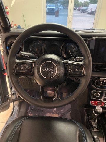 Used 2024 Jeep Wrangler Unlimited Rubicon 4xe AWD/4WD image 23