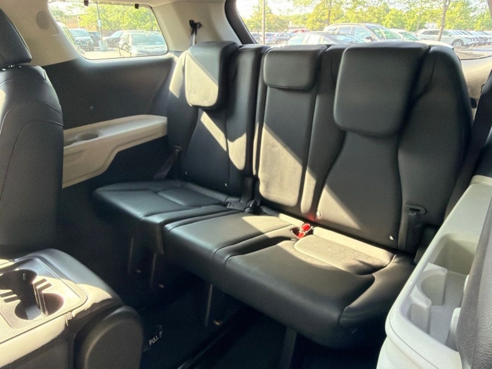 Used 2022 Kia Carnival SX FWD image 15