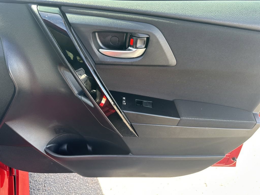 Used 2016 Scion iM image 30