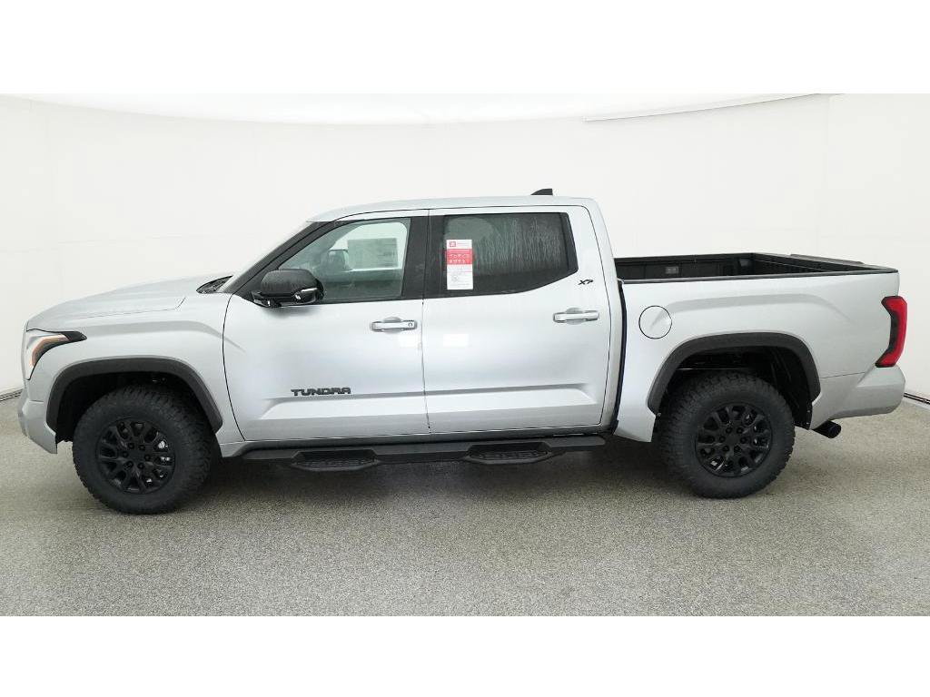 New 2026 Toyota Tundra SR5 AWD/4WD image 3