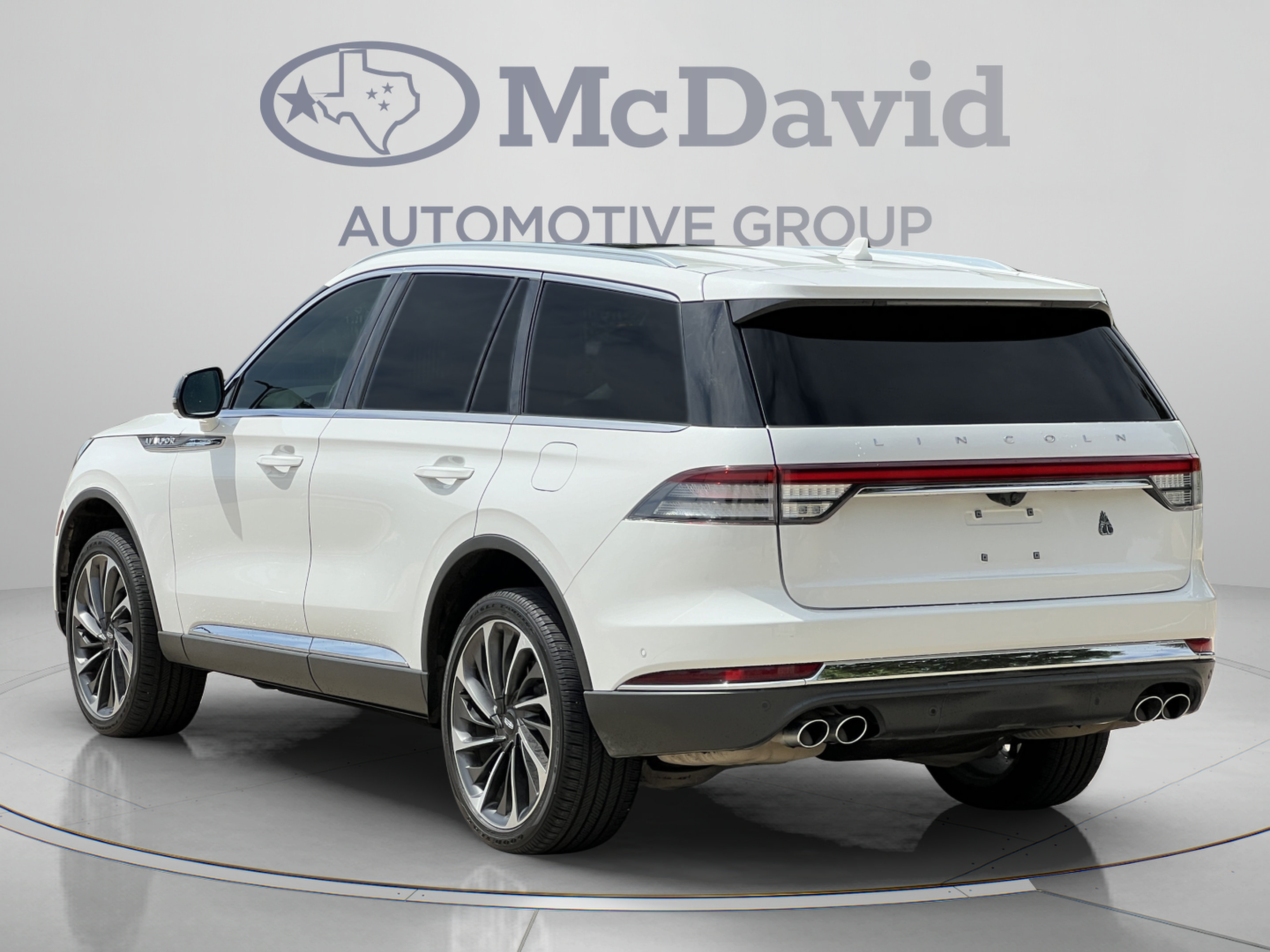 Used 2021 Lincoln Aviator Reserve w/ Equipment Group 202A AWD/4WD image 5