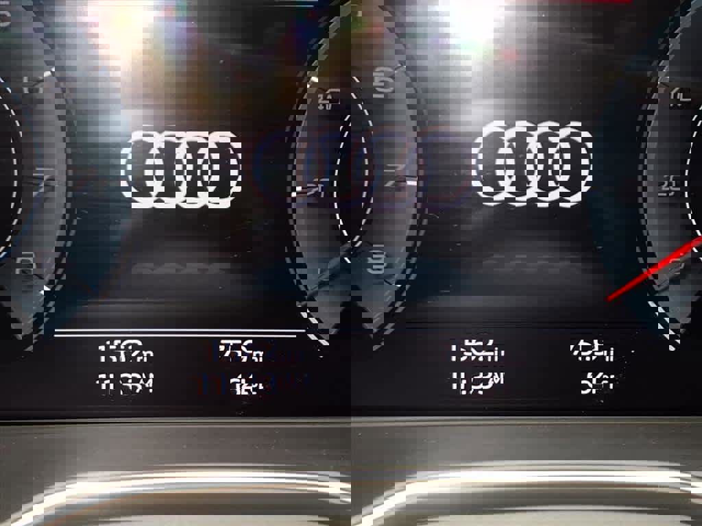 Used 2025 Audi Q5 2.0T Premium Plus image 12