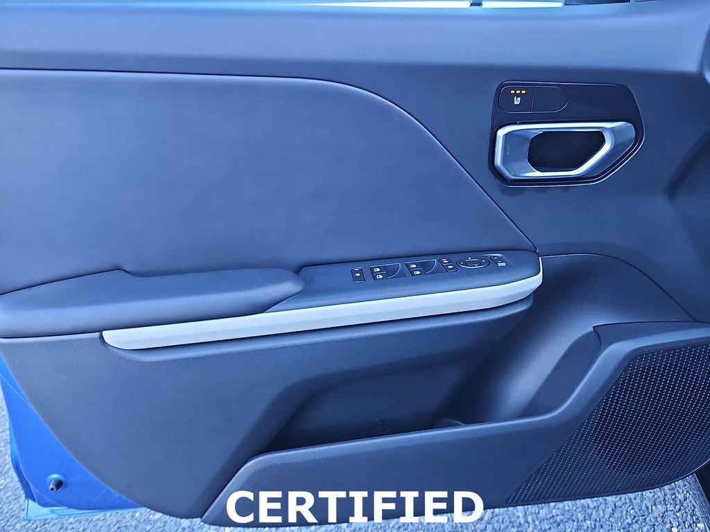 Certified 2025 Kia K4 GT-Line image 13