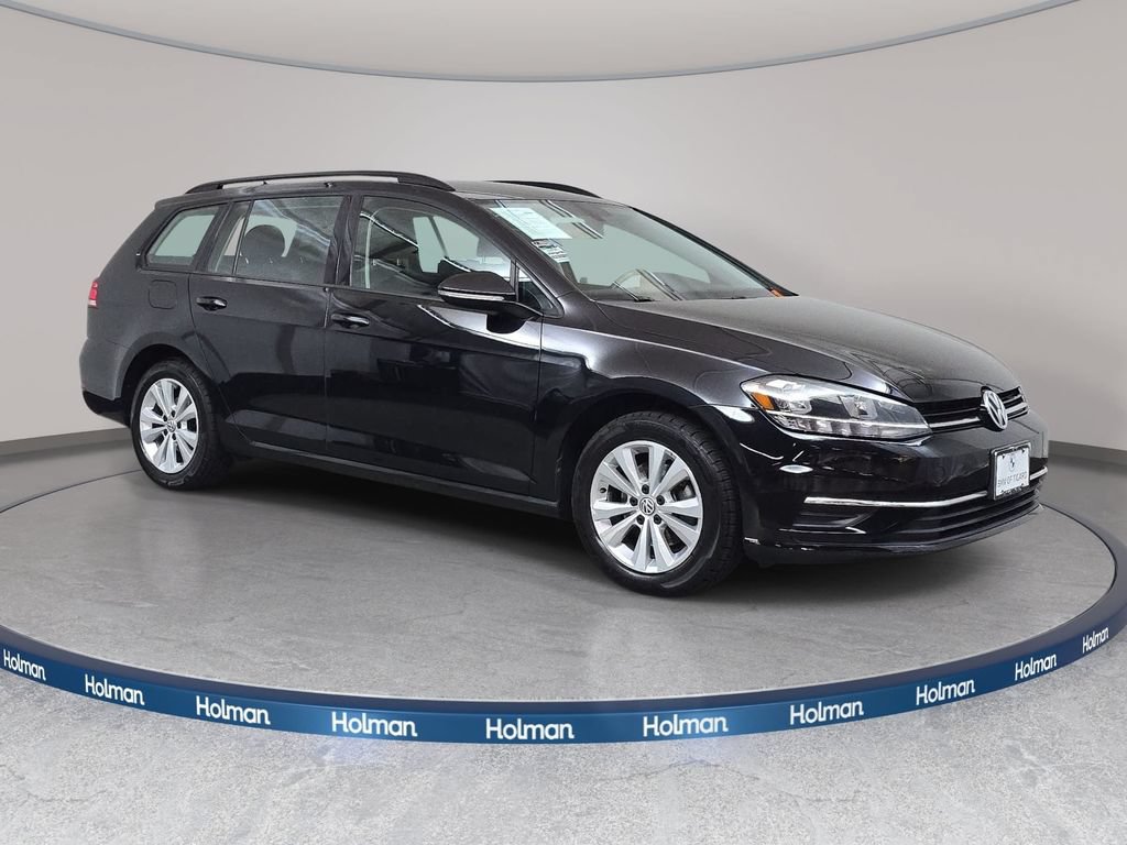Used 2018 Volkswagen Golf S AWD/4WD image 4