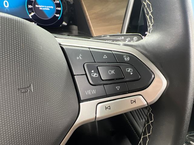 Used 2025 Volkswagen Atlas SE image 18