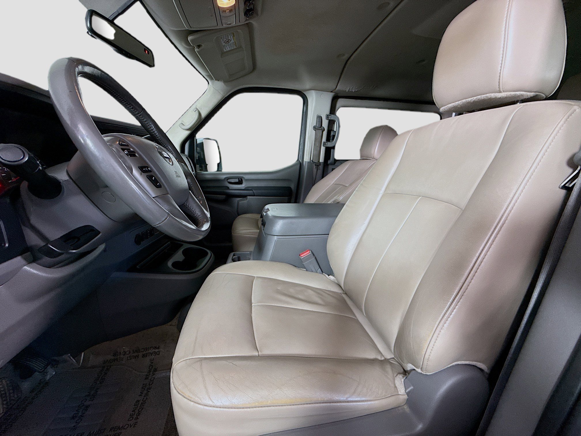 Used 2018 Nissan NV 3500 SL image 21