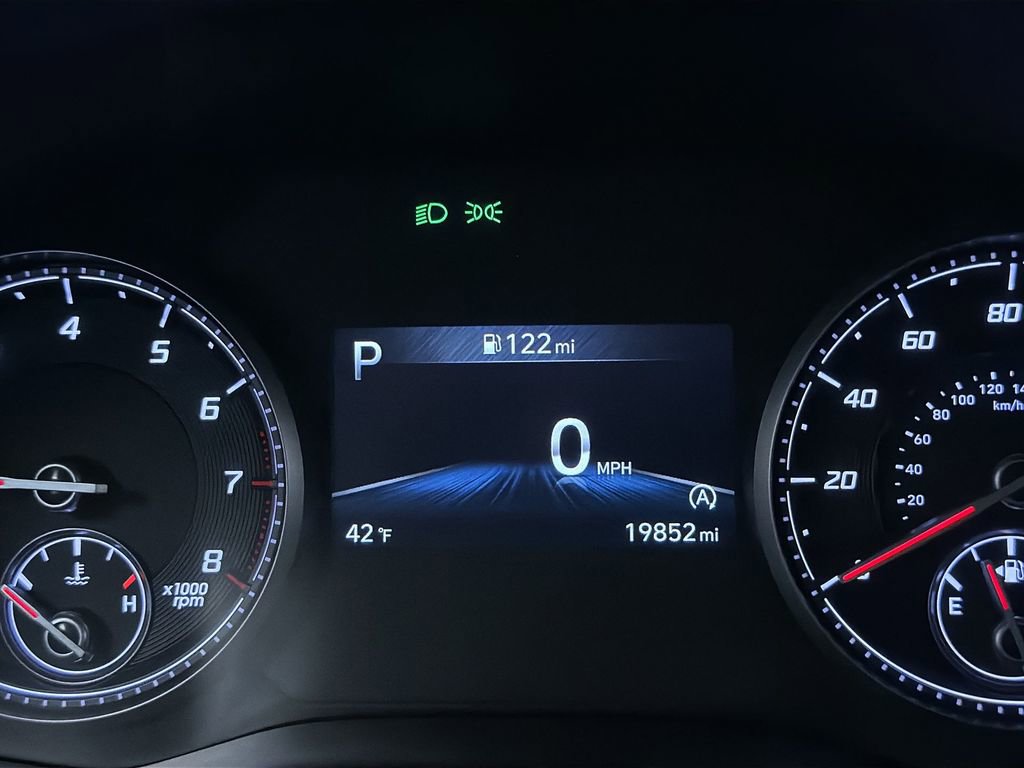 Used 2023 Hyundai Santa Fe SEL w/ Cargo Package image 7