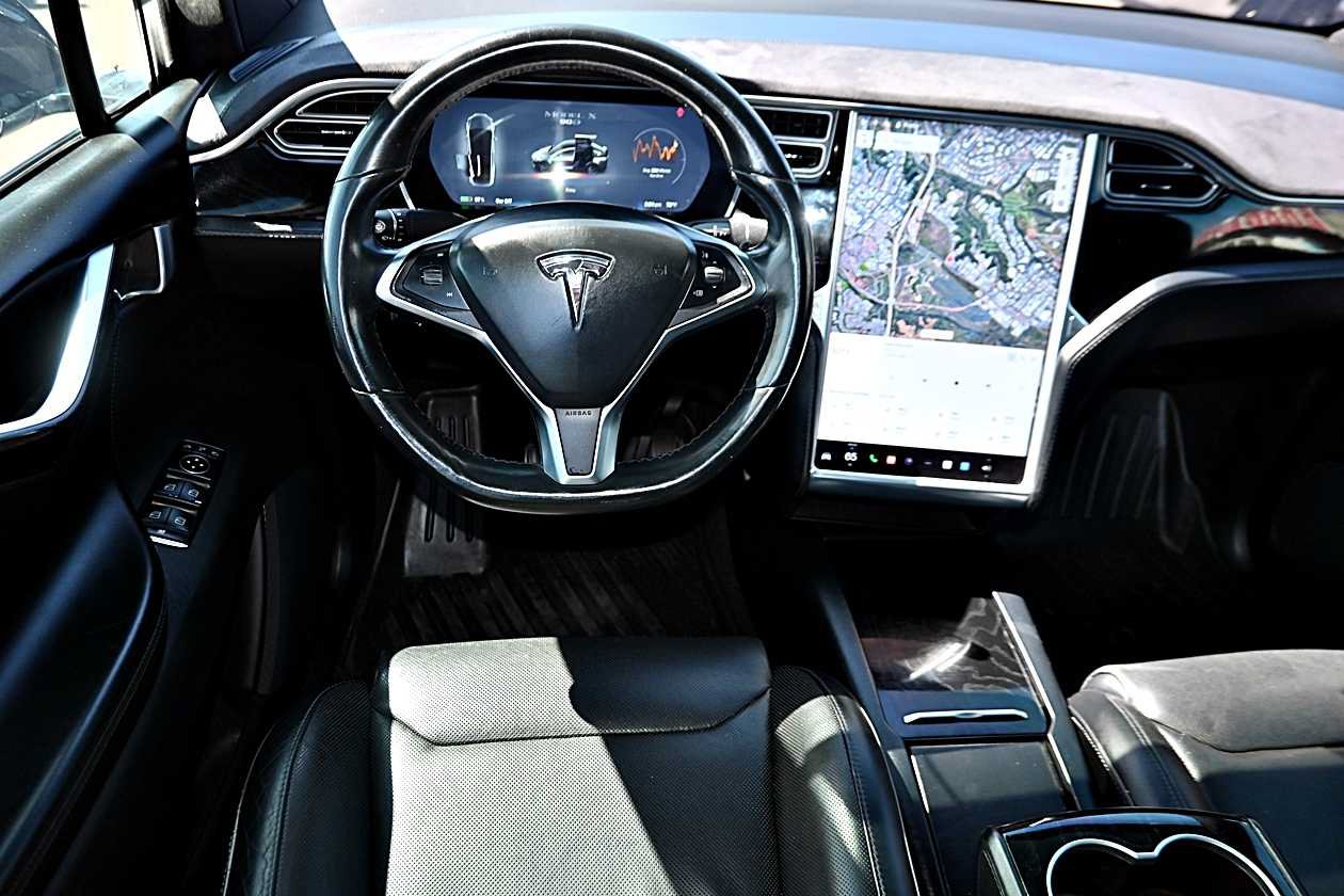 Used 2016 Tesla Model X 90D AWD/4WD image 15