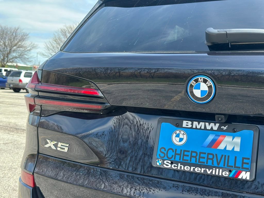 New 2026 BMW X5 xDrive50e w/ Executive Package AWD/4WD image 13