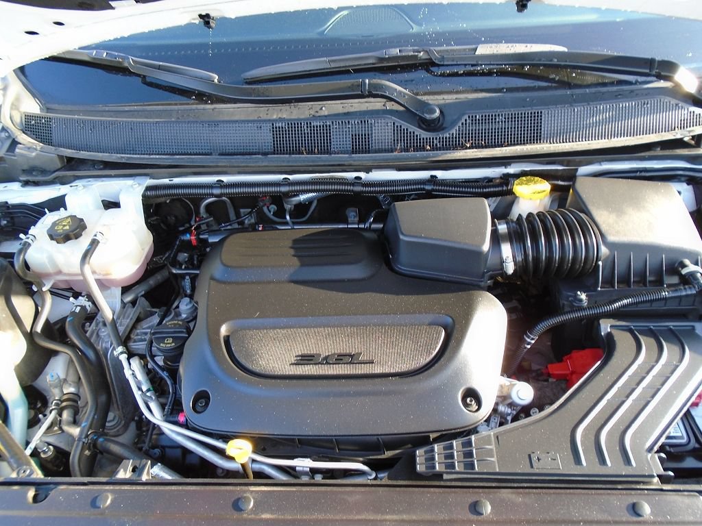 Used 2026 Chrysler Pacifica Limited w/ S Appearance Package FWD image 20
