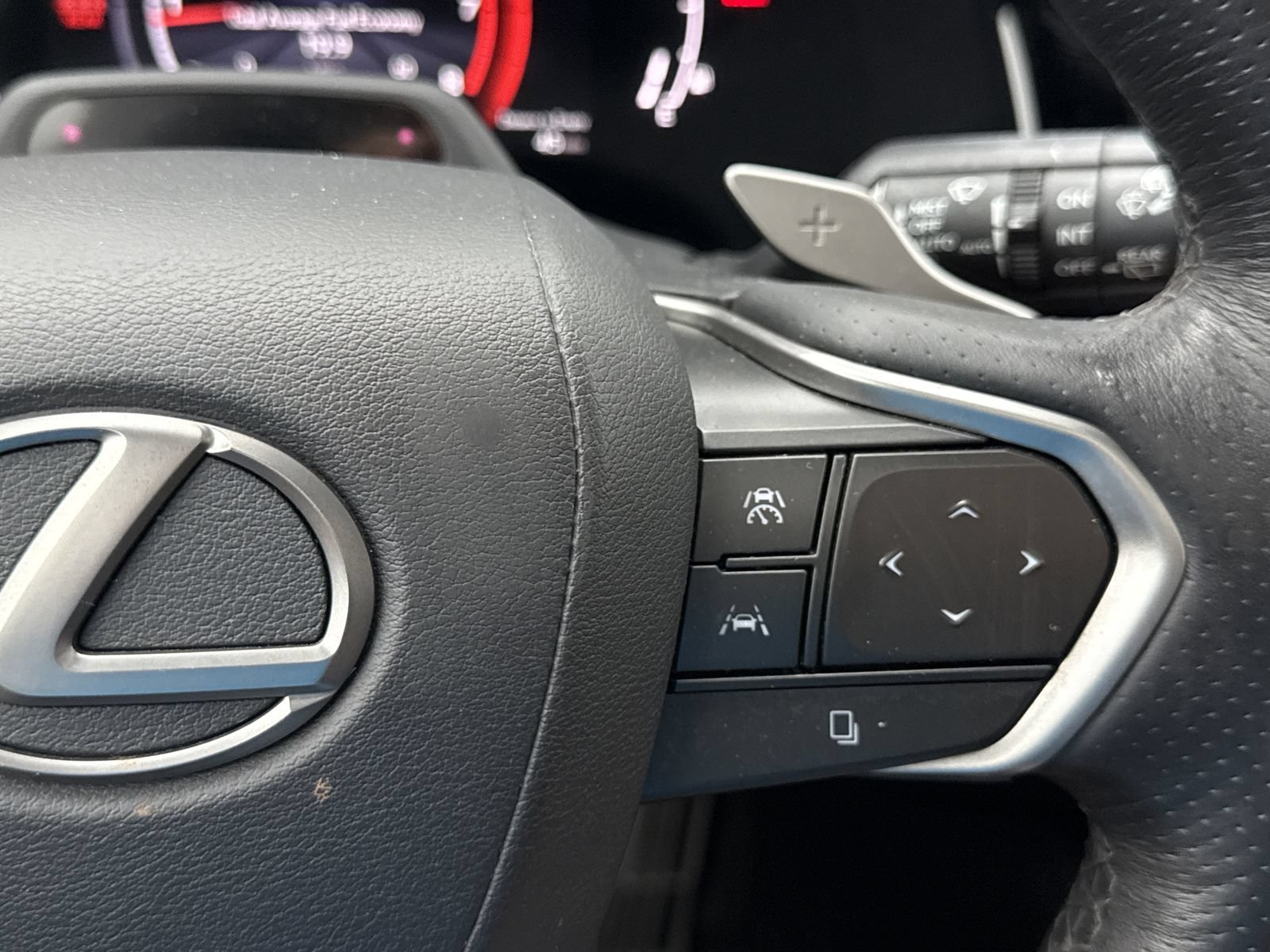 Used 2024 Lexus RX 350 F Sport w/ Convenience Package AWD/4WD image 22