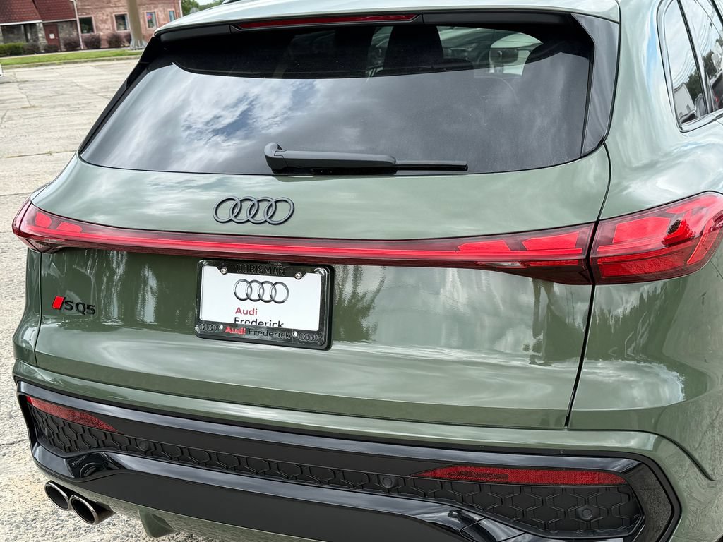 New 2026 Audi SQ5 Prestige AWD/4WD image 5