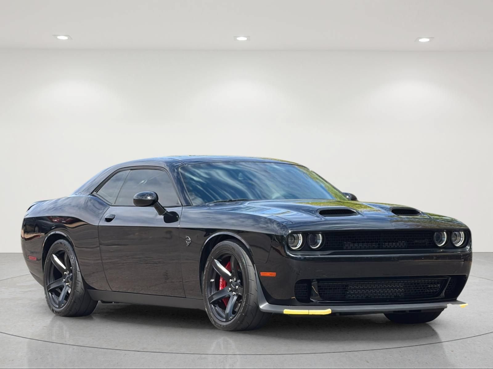 Used 2022 Dodge Challenger SRT Hellcat Redeye RWD image 7