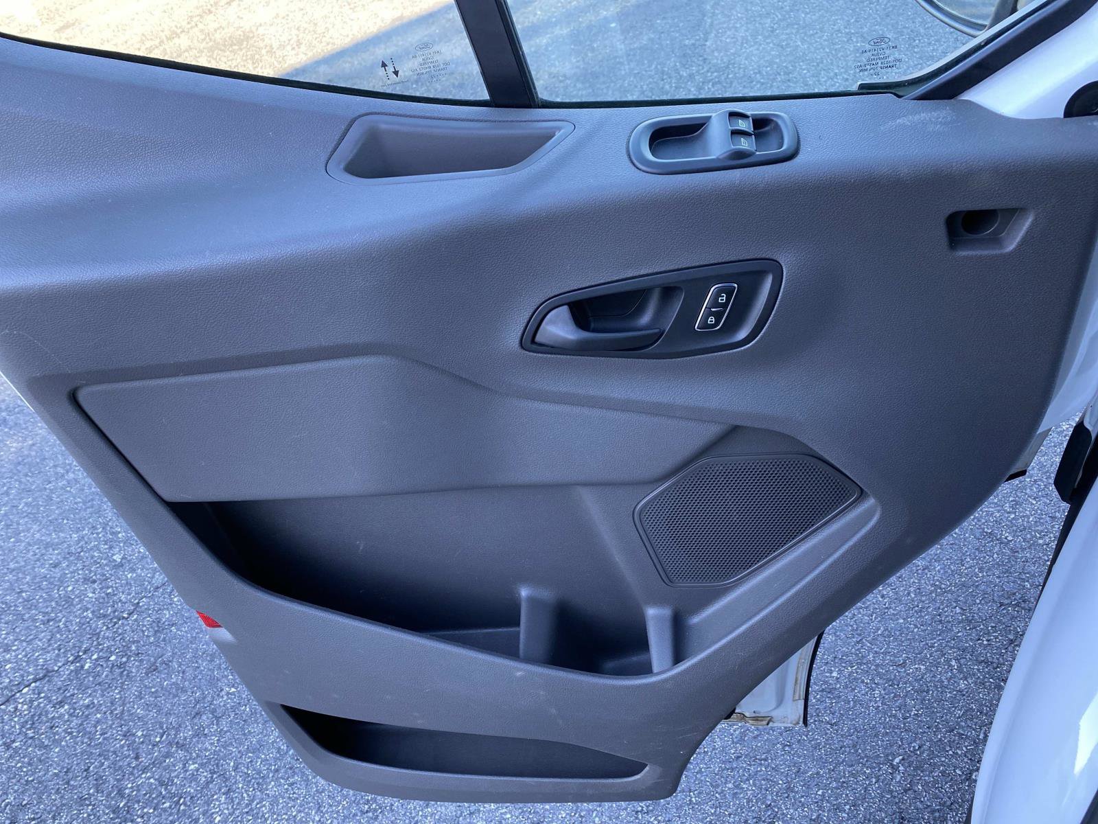 Used 2023 Ford Transit 350 XLT image 22