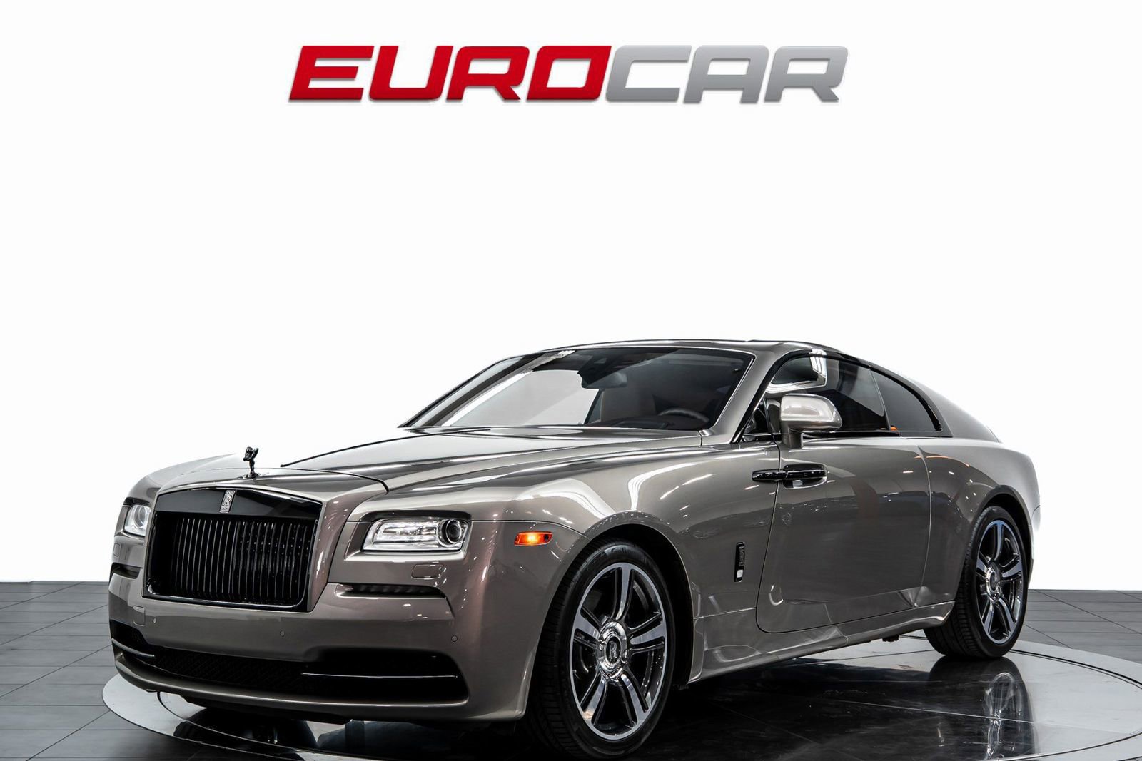 Used 2015 Rolls-Royce Wraith image 1