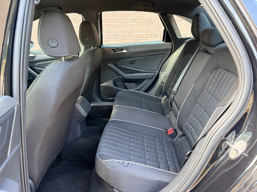 Used 2024 Volkswagen Jetta Sport FWD image 22