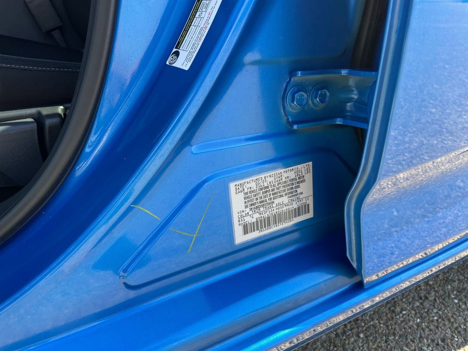 Used 2025 Nissan Sentra SV image 28