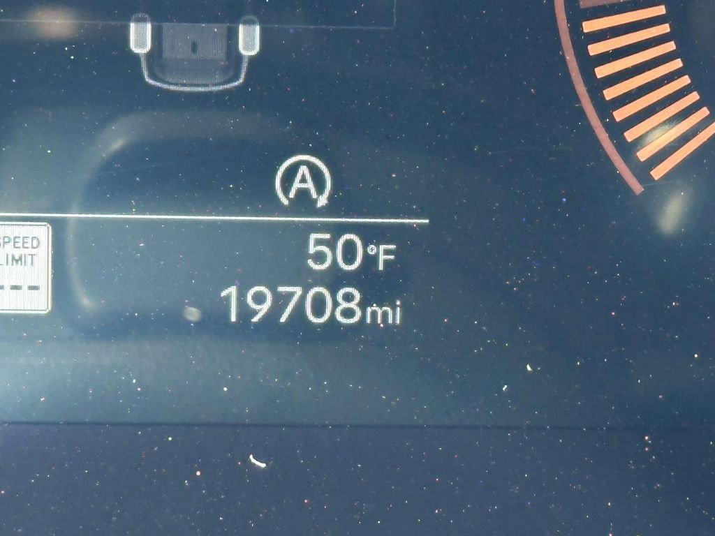 Used 2024 Hyundai Santa Fe SEL image 26