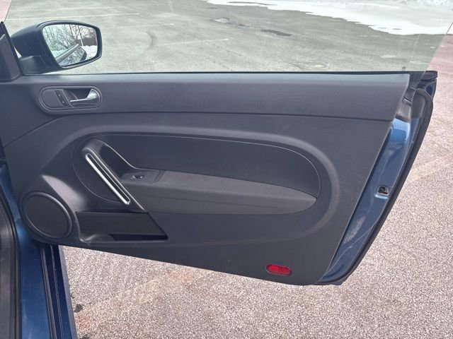 Used 2018 Volkswagen Beetle 2.0T S image 9