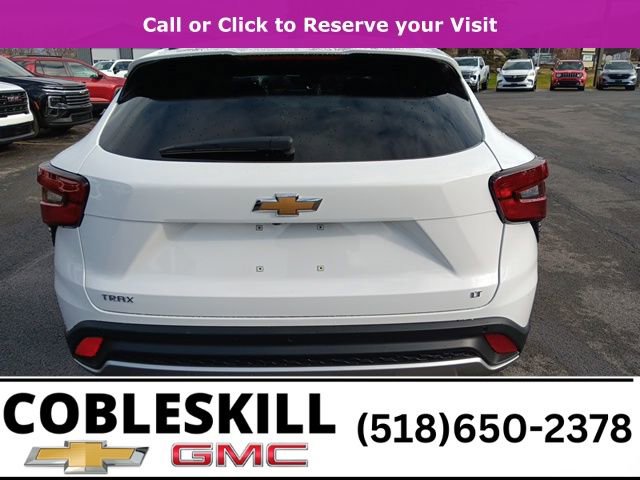 New 2026 Chevrolet Trax LT w/ Driver Confidence Package image 4