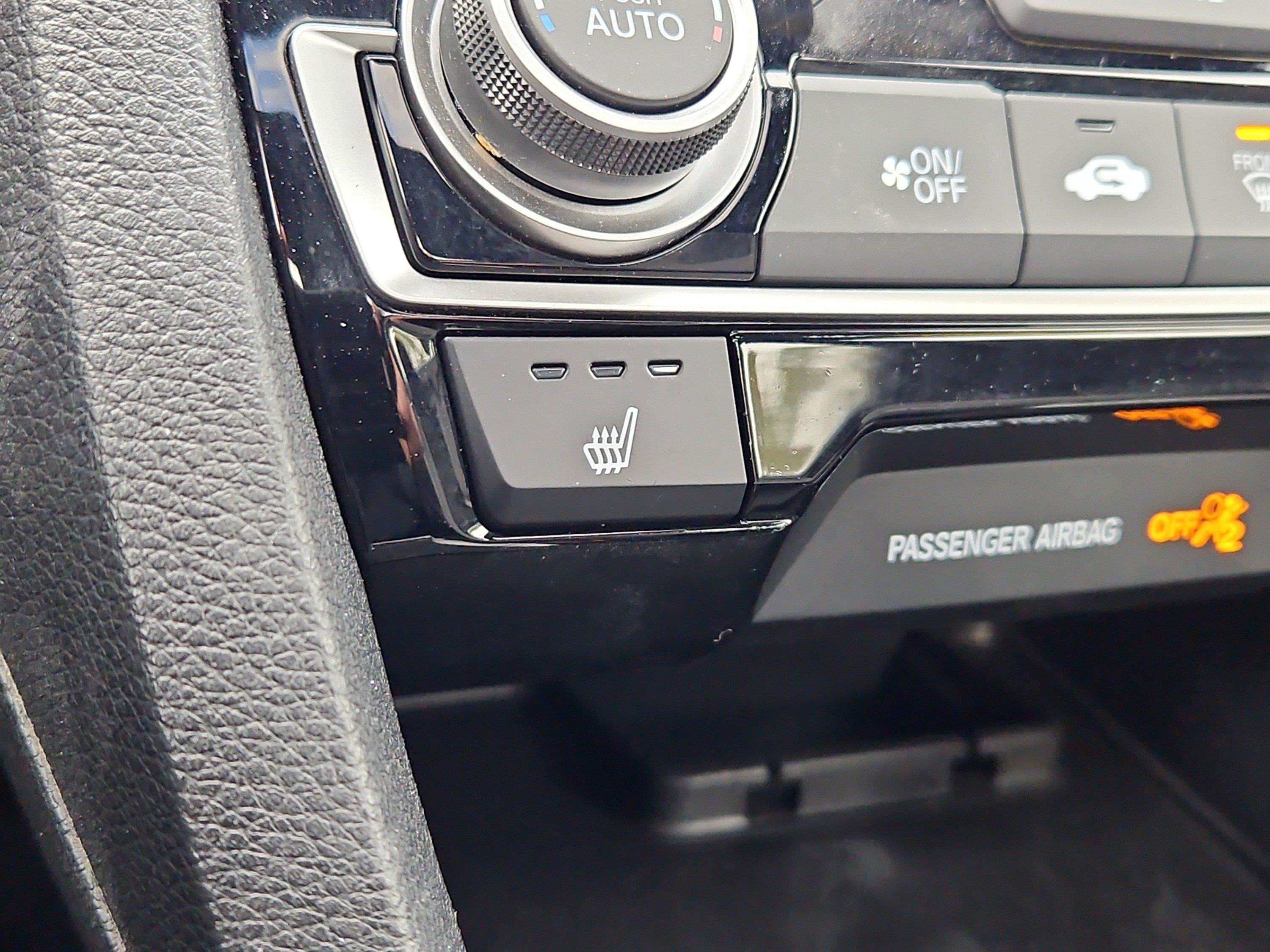 Certified 2017 Honda Civic EX-T image 12