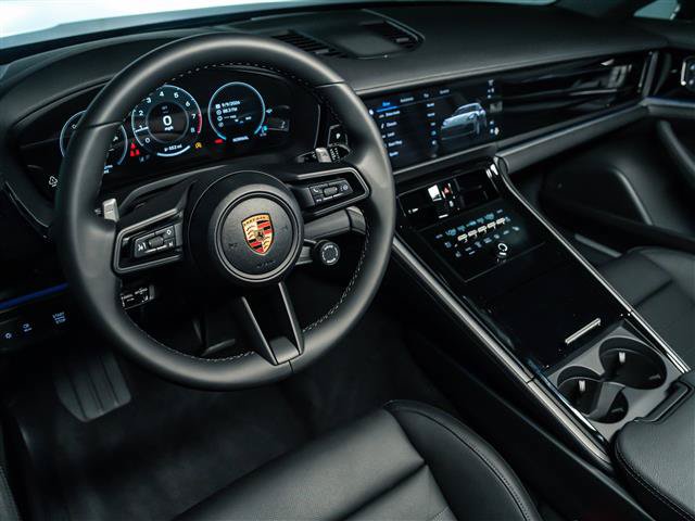 New 2026 Porsche Panamera 4 AWD/4WD image 4
