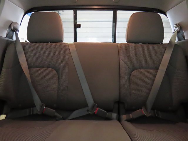 Used 2020 Nissan Frontier SV image 26