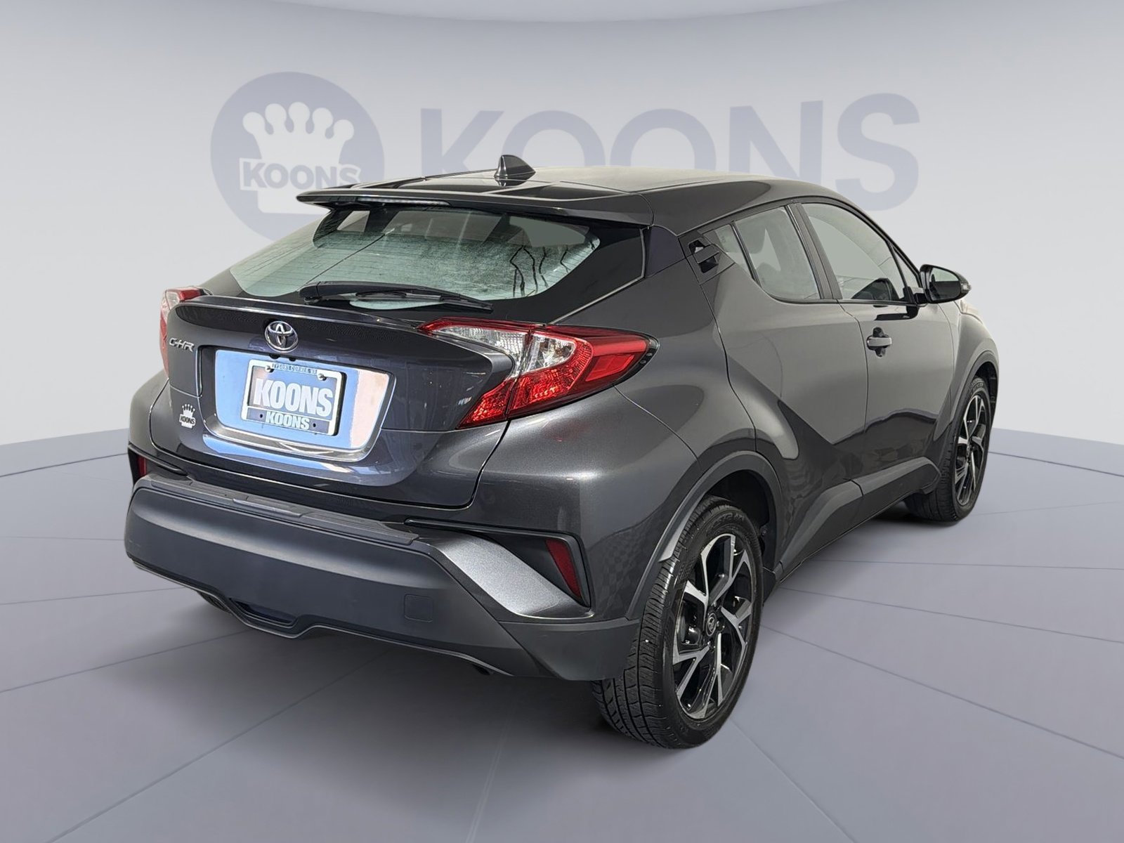 Used 2021 Toyota C-HR XLE image 7