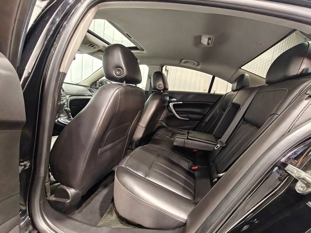 Used 2017 Buick Regal Sport Touring FWD image 24