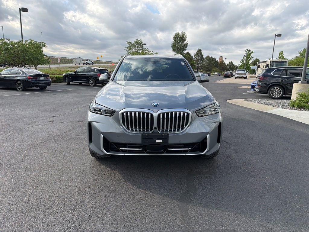Used 2025 BMW X5 xDrive50e w/ Climate Comfort Package AWD/4WD image 8