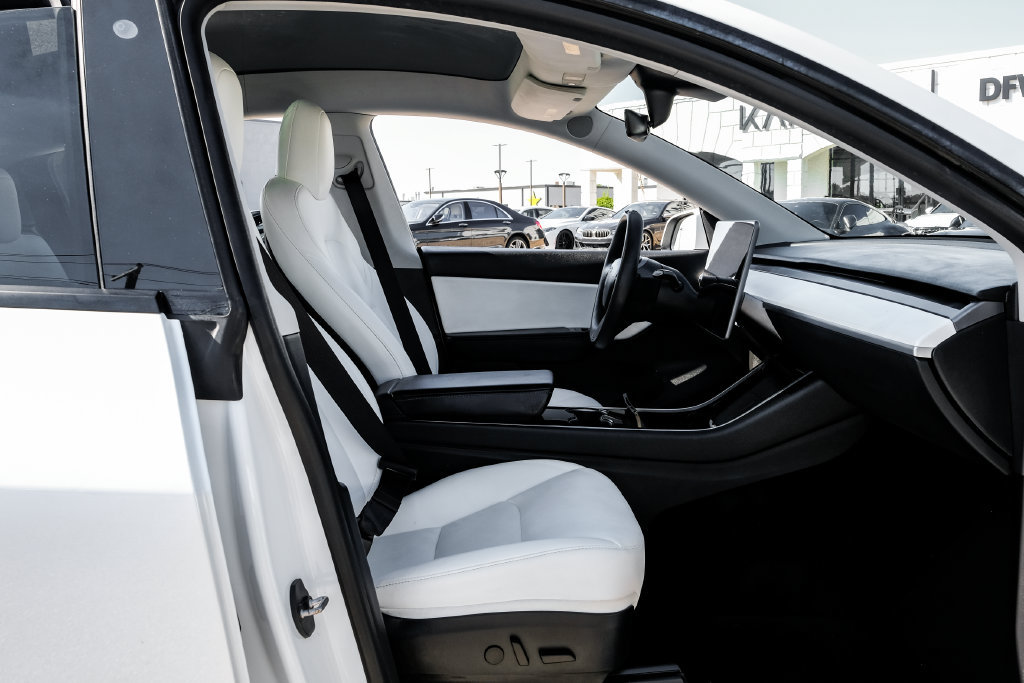 Used 2020 Tesla Model Y Long Range AWD/4WD image 26