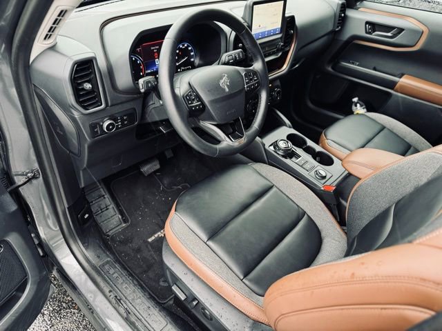 Used 2024 Ford Bronco Sport Outer Banks w/ Tech Package image 16