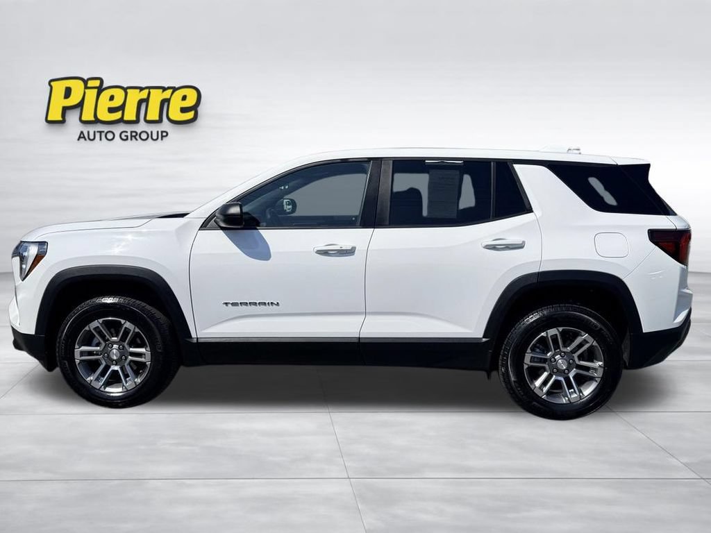 Used 2025 GMC Terrain Elevation AWD/4WD image 4