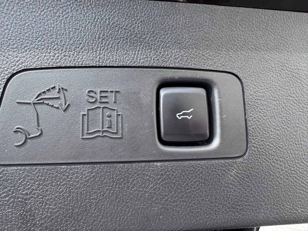 Used 2022 Lincoln Corsair AWD w/ Premium Package image 43