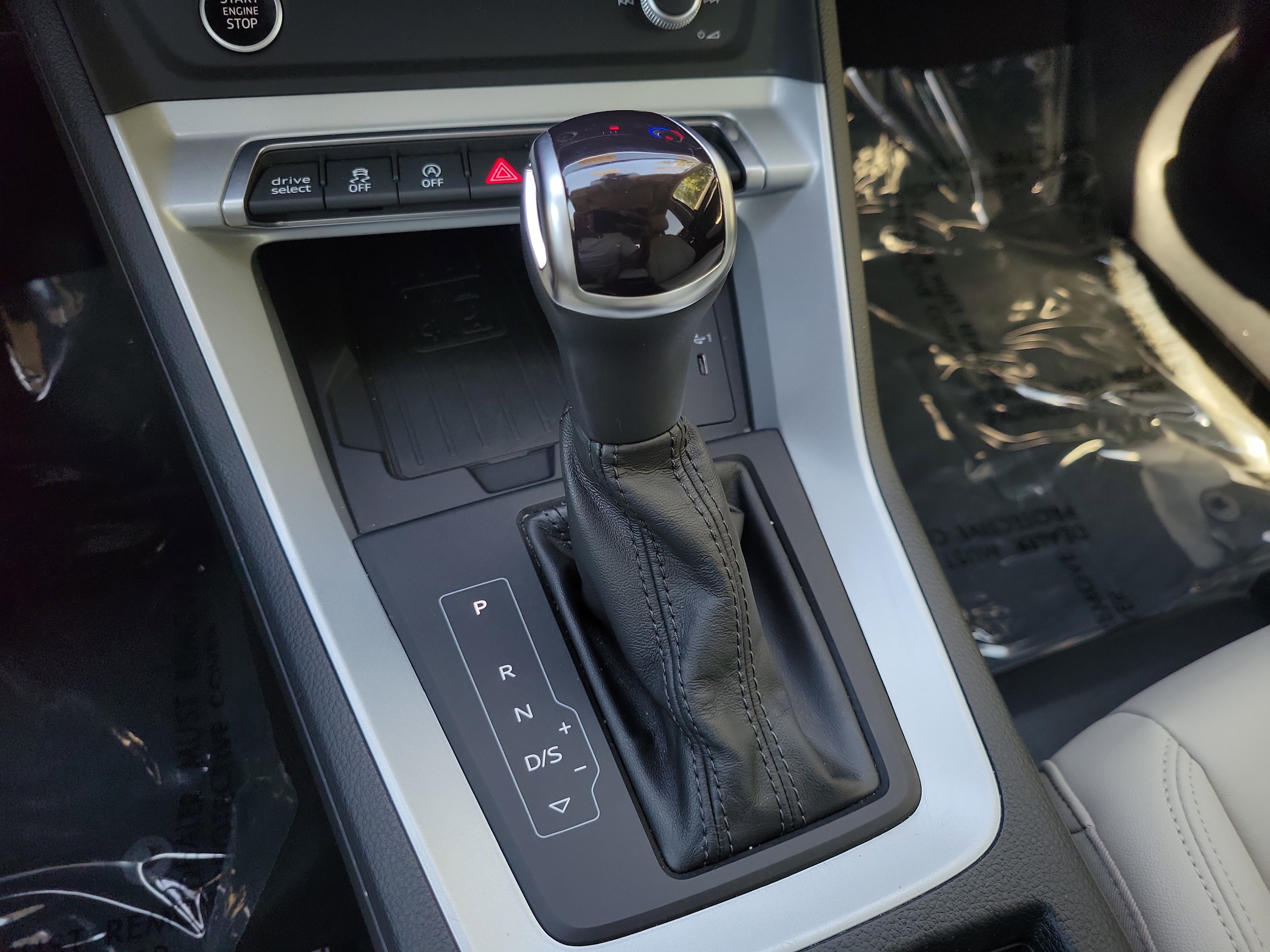 Certified 2023 Audi Q3 2.0T Premium Plus w/ Premium Plus Package image 29