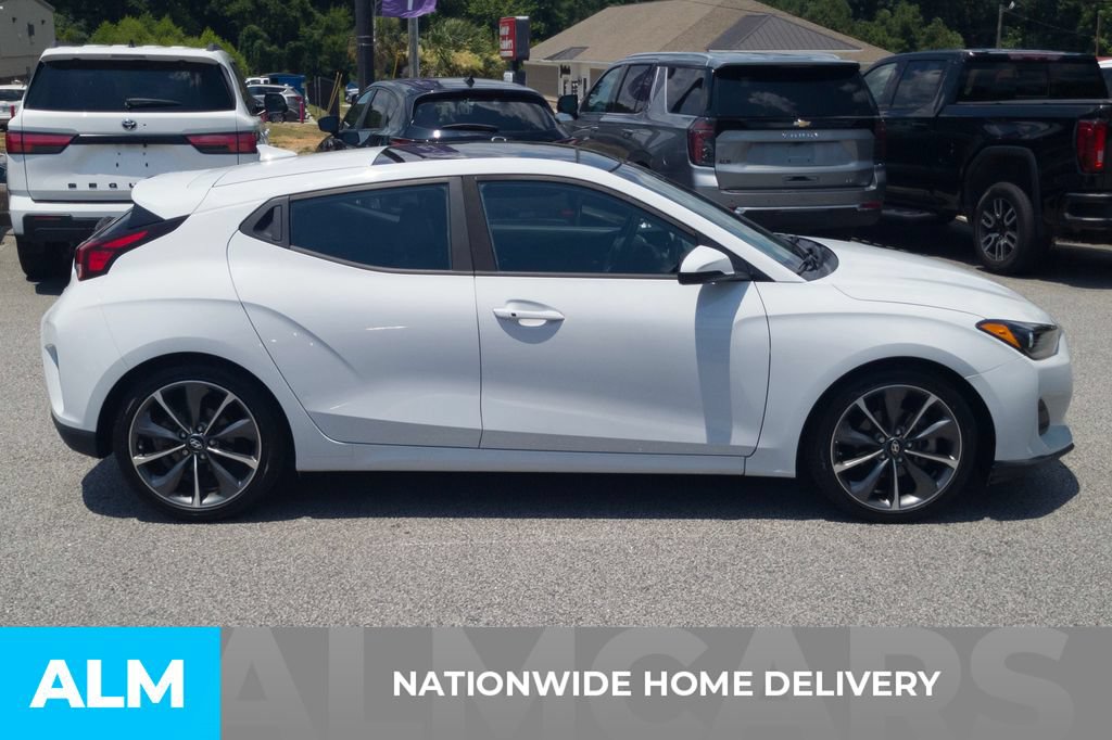 Used 2019 Hyundai Veloster 2.0 Premium FWD image 4