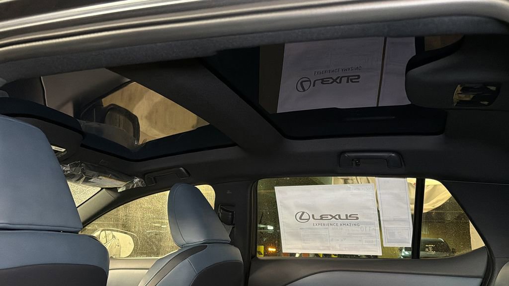 New 2026 Lexus RZ 450e AWD image 10