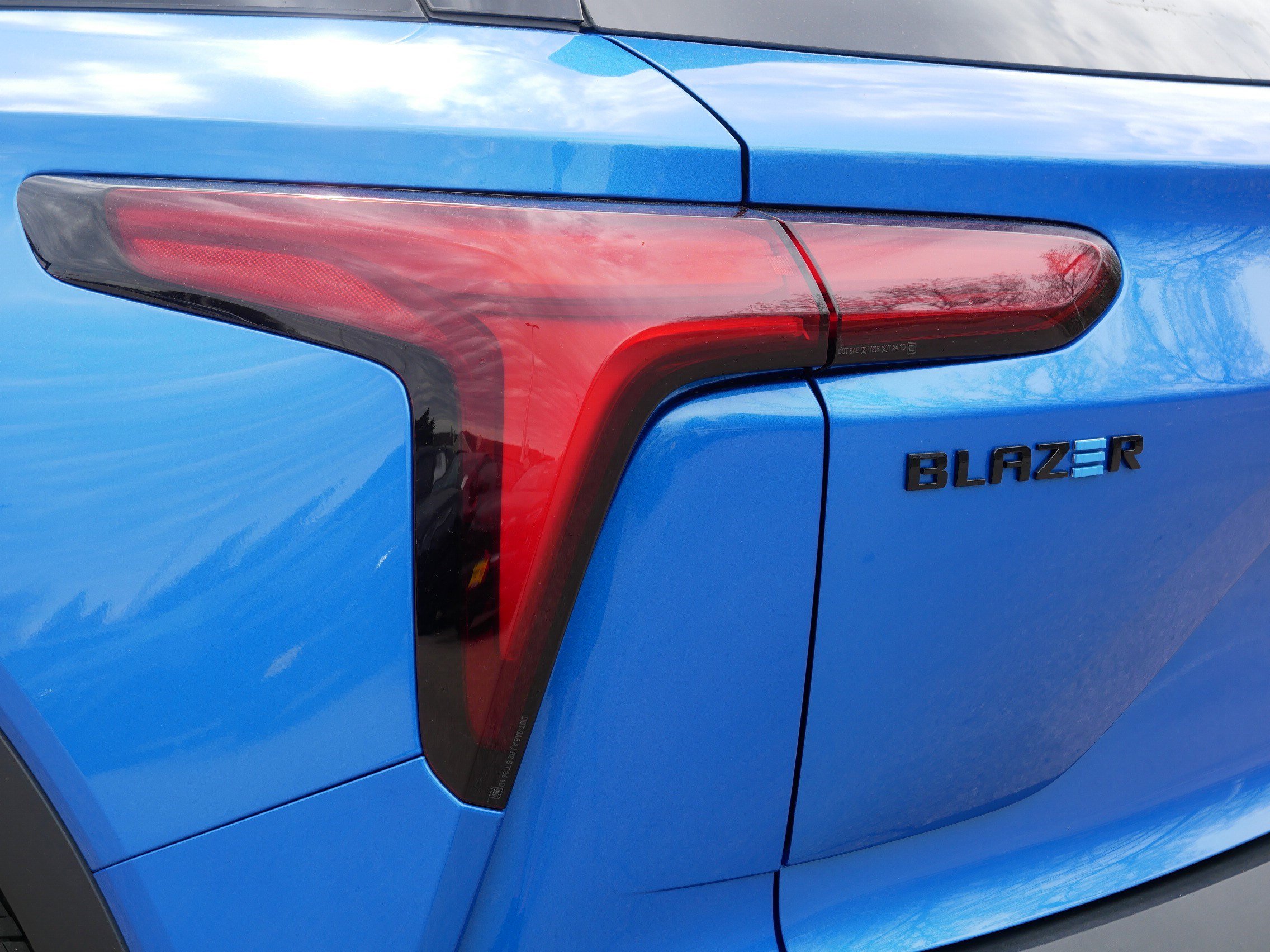 Used 2024 Chevrolet Blazer EV LT image 17