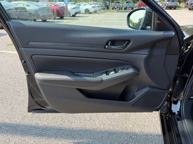 New 2026 Nissan Altima 2.5 SV w/ SV Special Edition Package FWD image 16