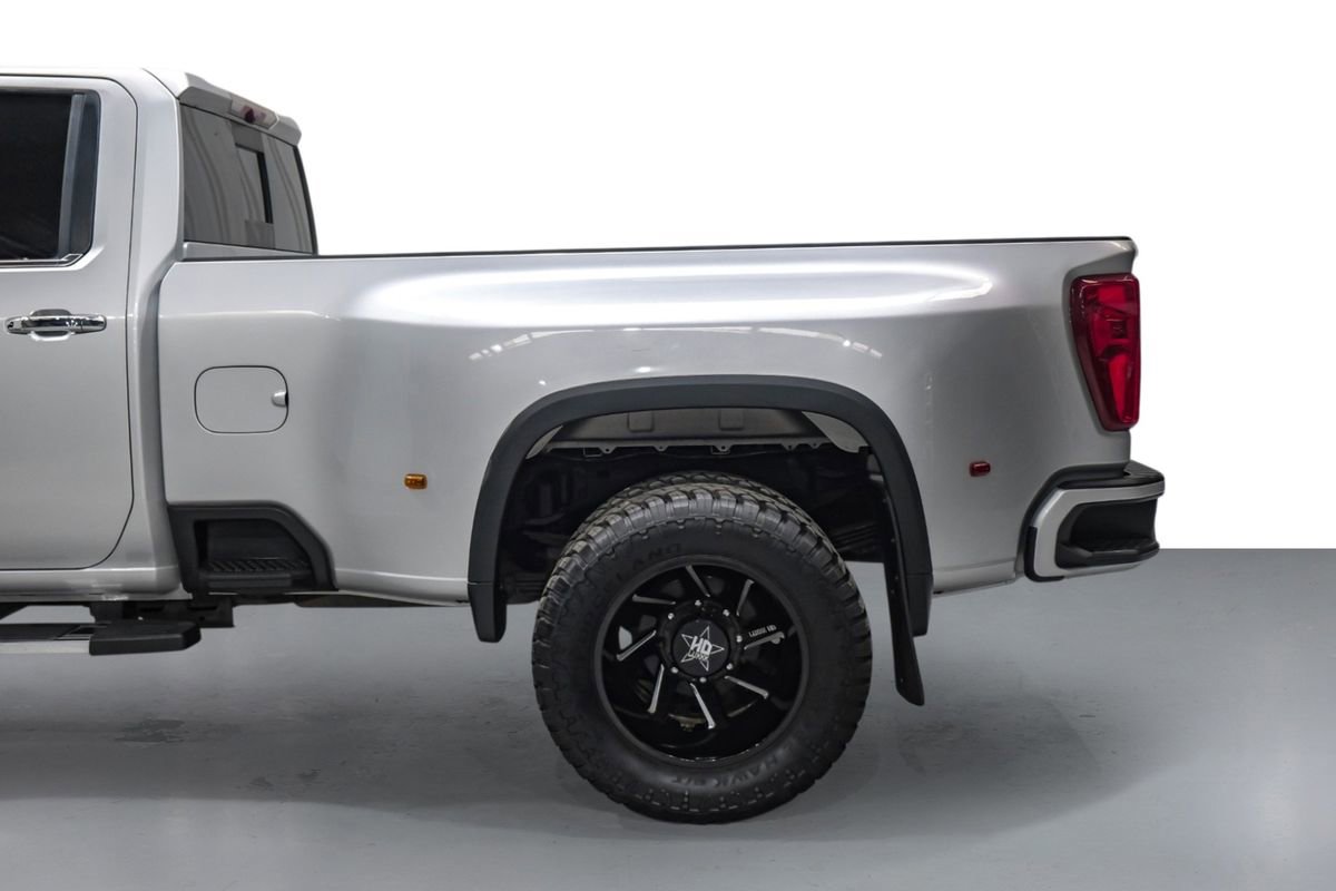 Used 2021 Chevrolet Silverado 3500 High Country w/ Snow Plow Prep/Camper Package image 12