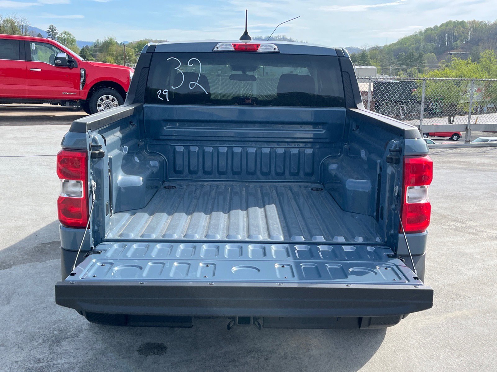 New 2026 Ford Maverick XLT image 4