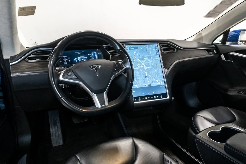 Used 2015 Tesla Model S 85D image 6