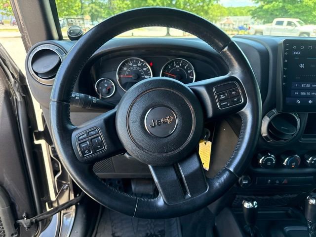 Used 2016 Jeep Wrangler Sport w/ Connectivity Group AWD/4WD image 6