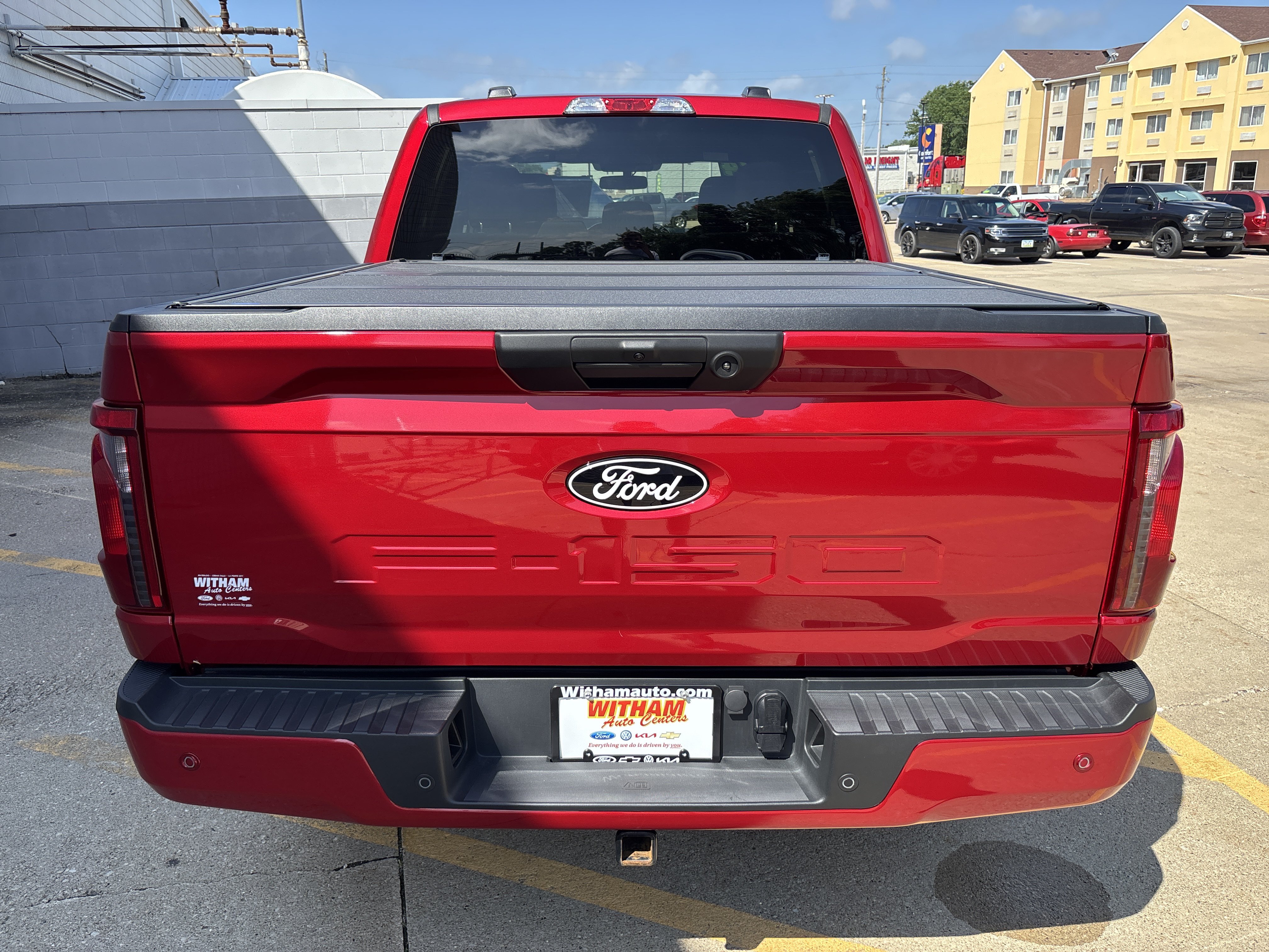 Used 2024 Ford F150 XLT w/ XLT Black Appearance Package AWD/4WD image 4