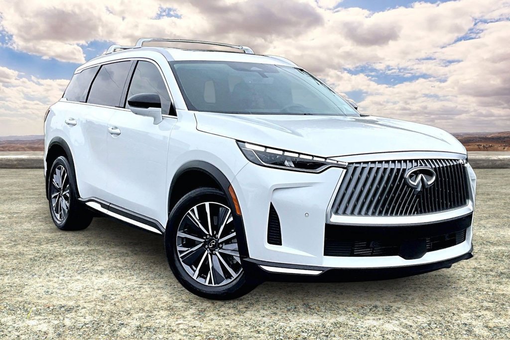 Used 2026 INFINITI QX60 Luxe w/ Family Package