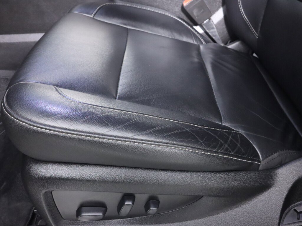 Used 2019 Chevrolet Tahoe LT AWD/4WD image 28