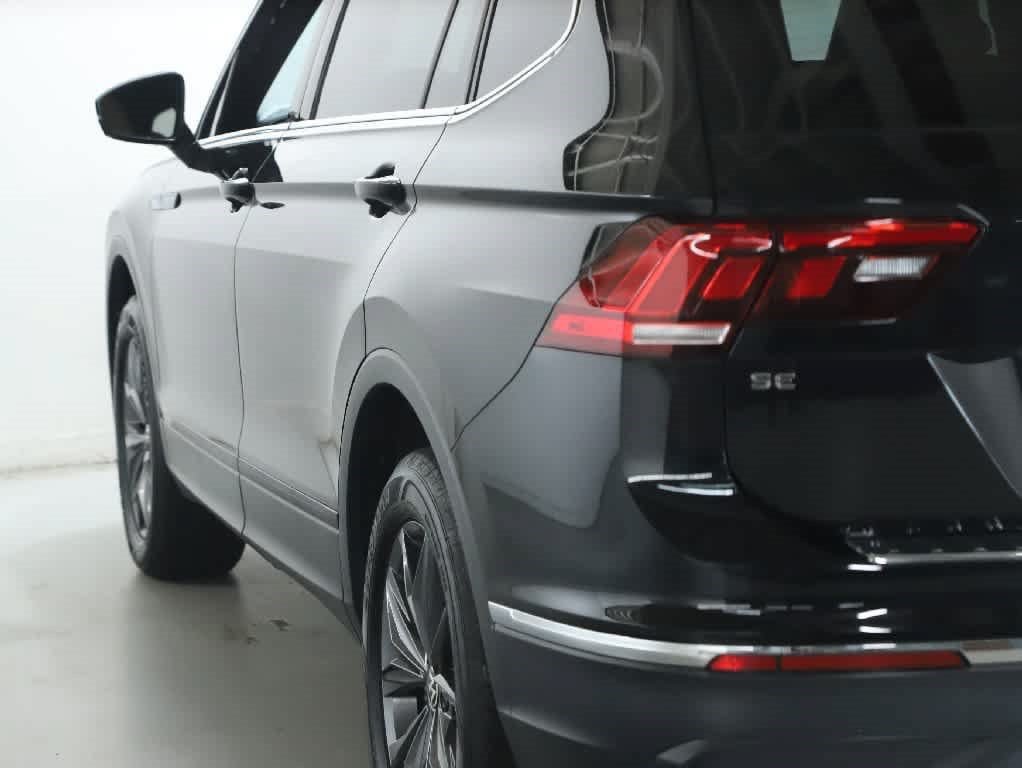 Certified 2023 Volkswagen Tiguan SE AWD/4WD image 41